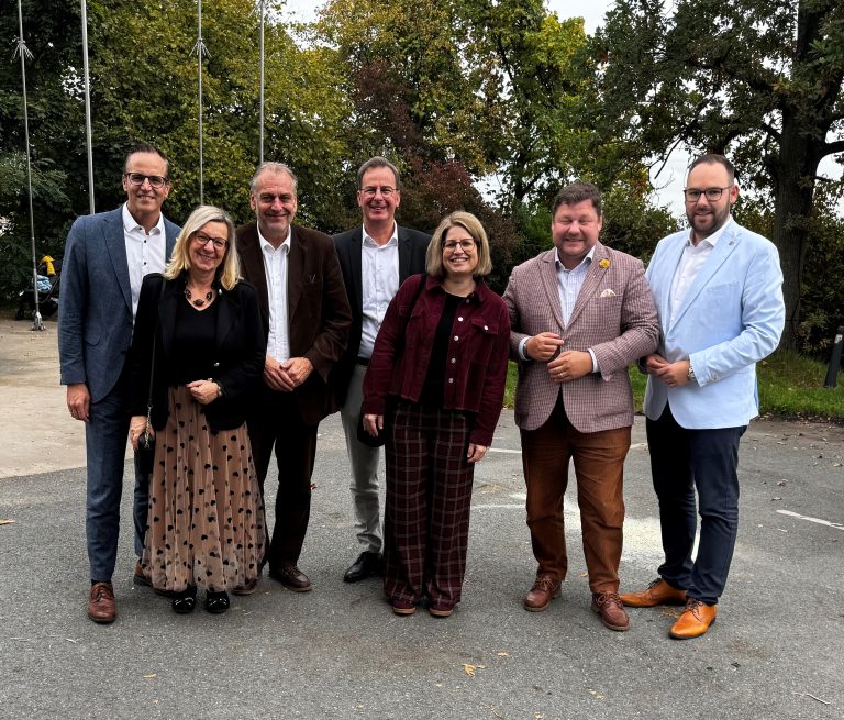 Besuch aus der Partnerstadt Trumau stärkt die Freundschaft mit Hainburg